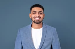 client-avatar